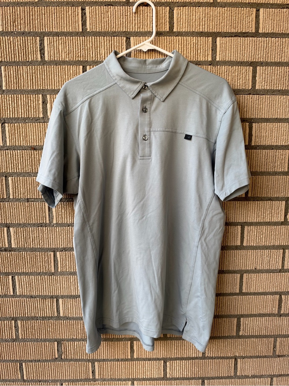 Arc’teryx men’s polo L